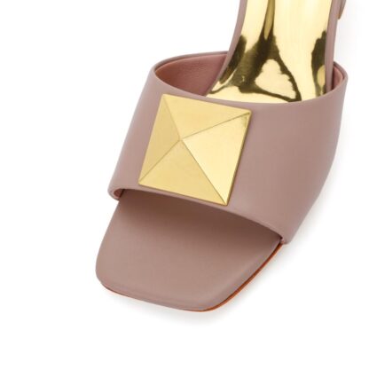 Brown V Rockstud Pyramid Big Gold Block Heel Open Toes - Image 5