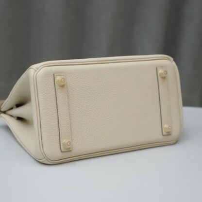 Nadine B25 Craie Togo Leather Handbag GHW - Image 2