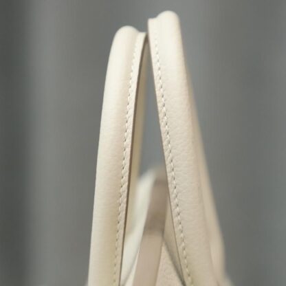 Nadine B25 Craie Togo Leather Handbag GHW - Image 4